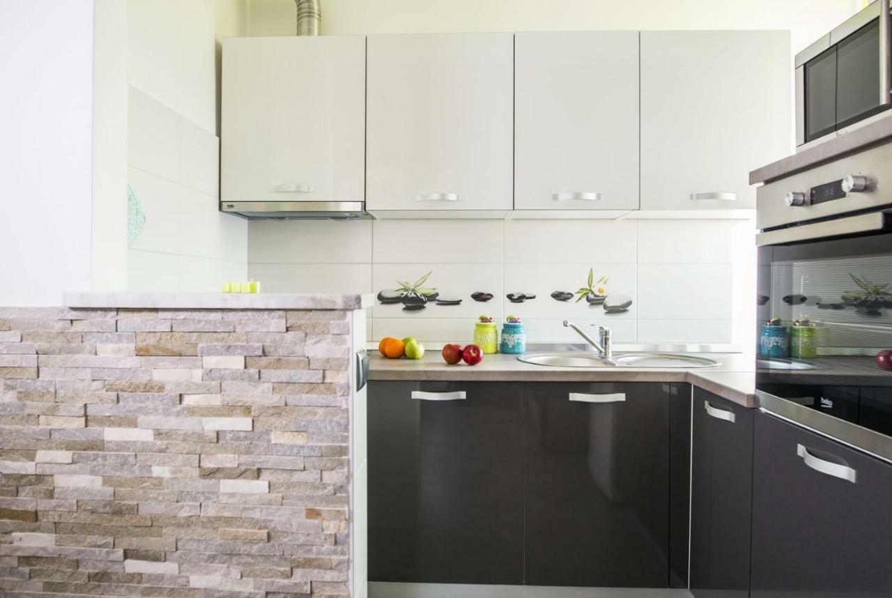 Apartment Stefania On The
