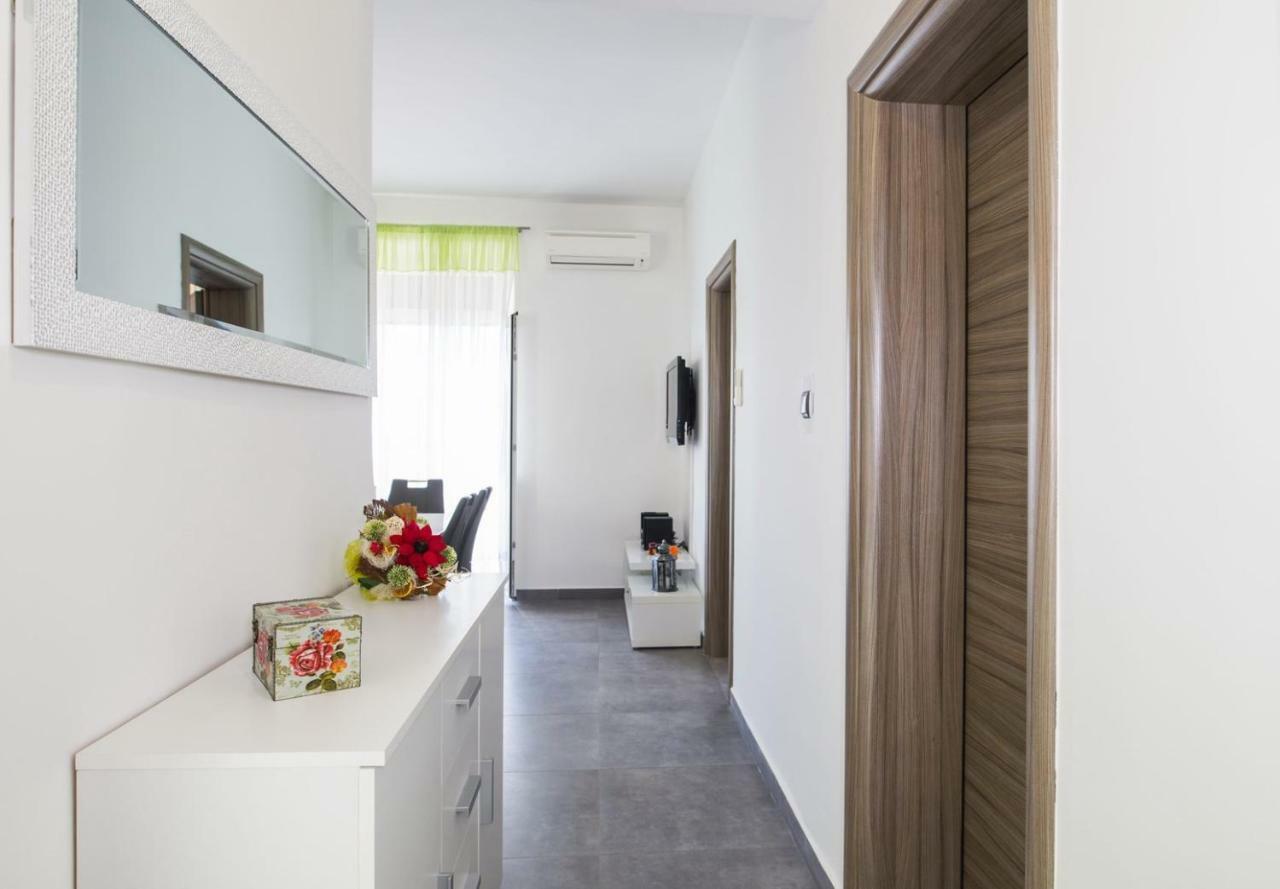 Apartment Stefania On The